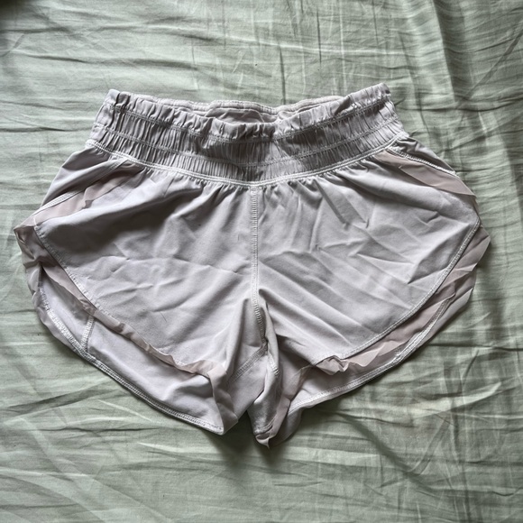 lululemon shorts size two 2 - Picture 5 of 6
